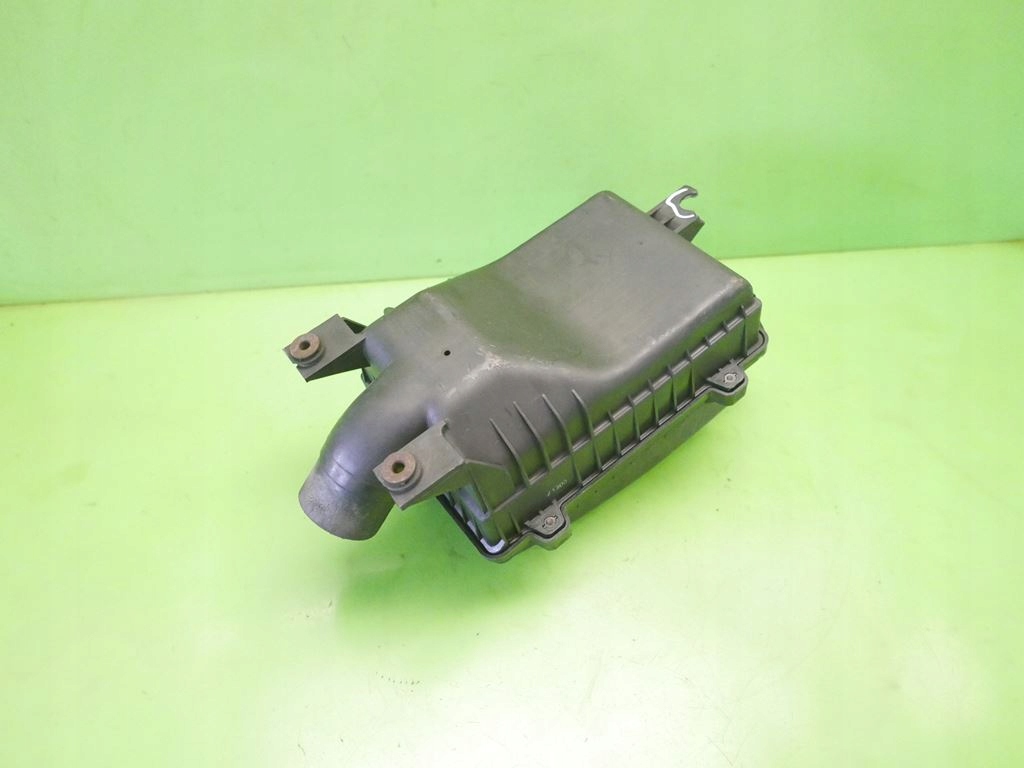 фото №10, Корпус фильтра воздуха kia carnival i 2.9tdi 99-