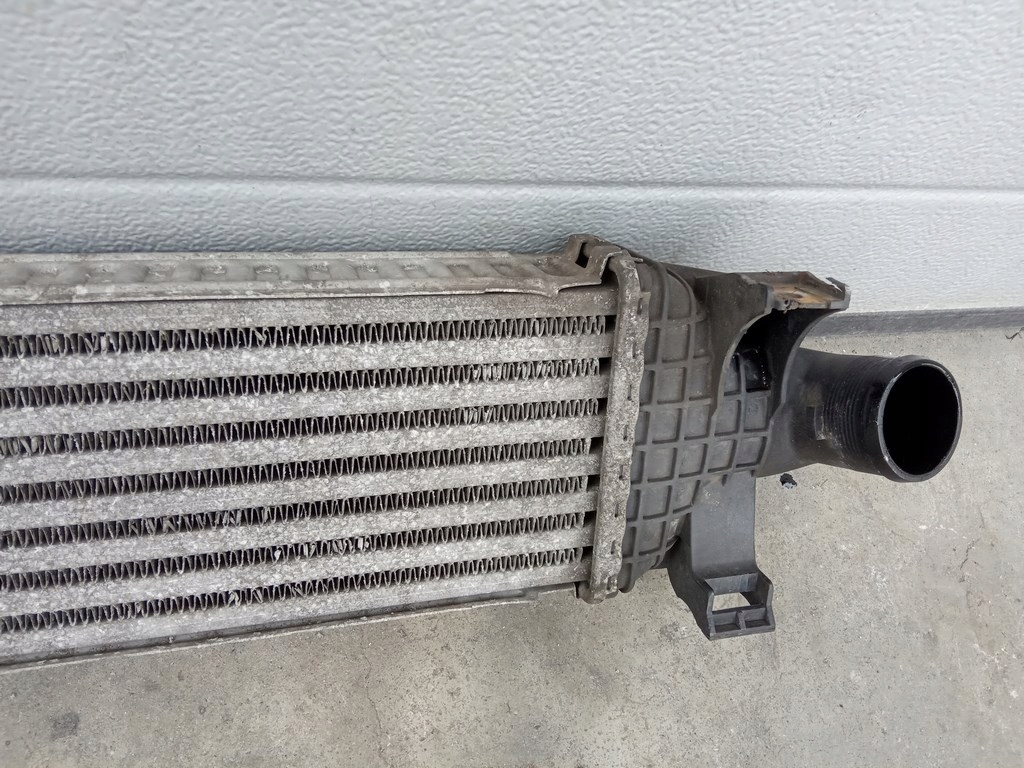 Ford focus mk2 c-max mk1 tdci 04-10r.- интеркулер Киев