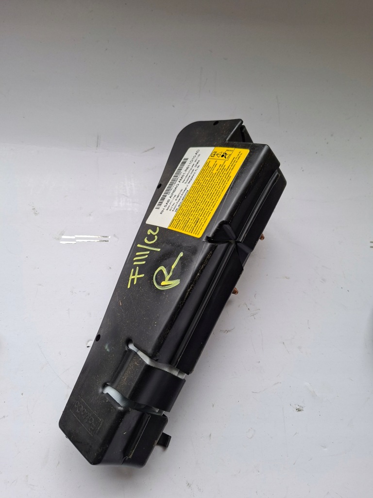 Купить Подушка подушка безопасности сиденье правая ford focus mk3 am51-r611d10-ad