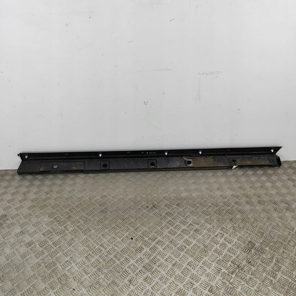 фото №2, Lexus ux 2019 порог