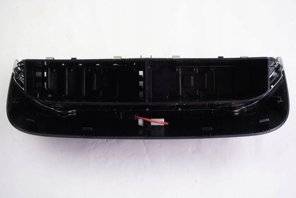 фото №9, Решітка обдув середня skoda octavia mk4 5e3820951g