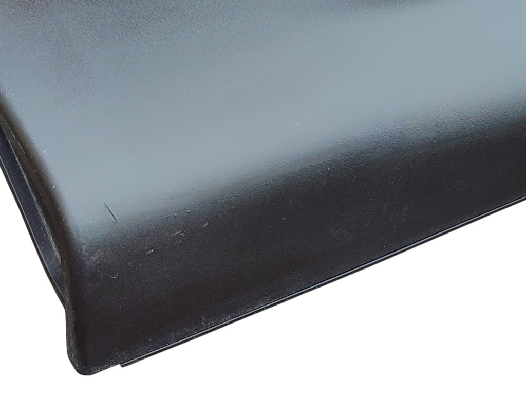 Дверь коплектная  правое  задняя красные правый  задняя dodge hornet 2022– Цена