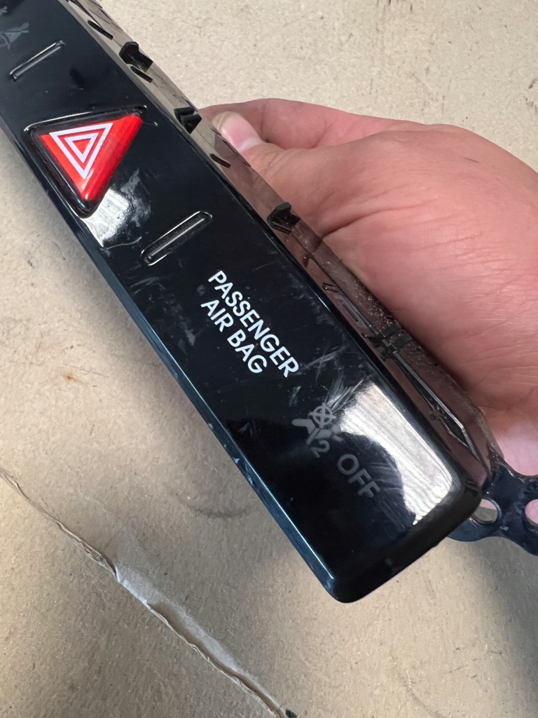 фото №6, Hyundai i20 lift 12- перемикач аварійних панель