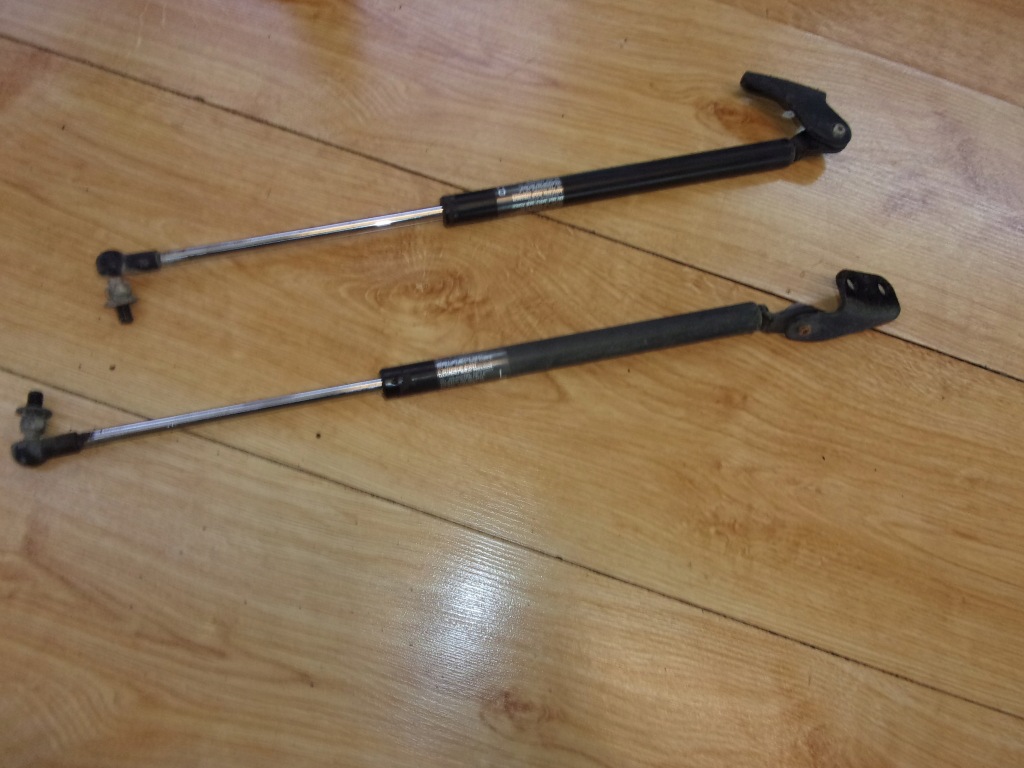 фото №1, Suzuki swift mk6 амортизаторы крышки задняя комплект