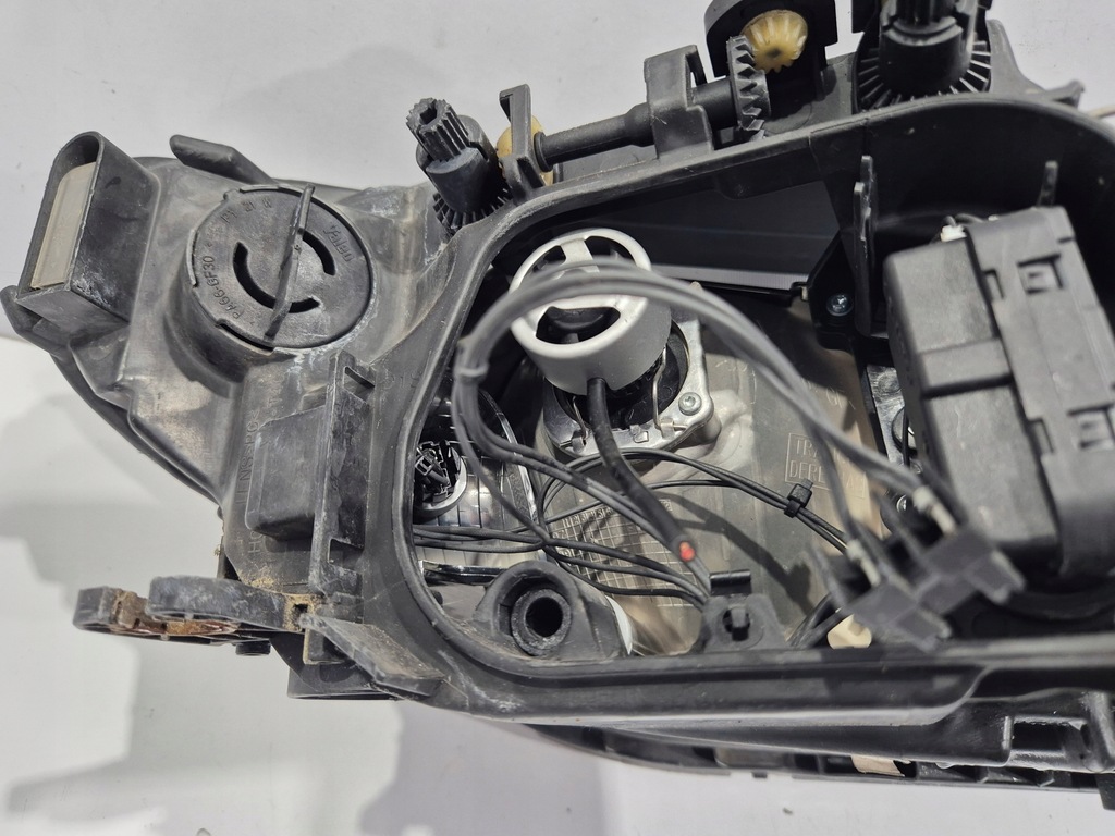 фото №12, Фара лампа передня ліва seat exeo 3r1941005e