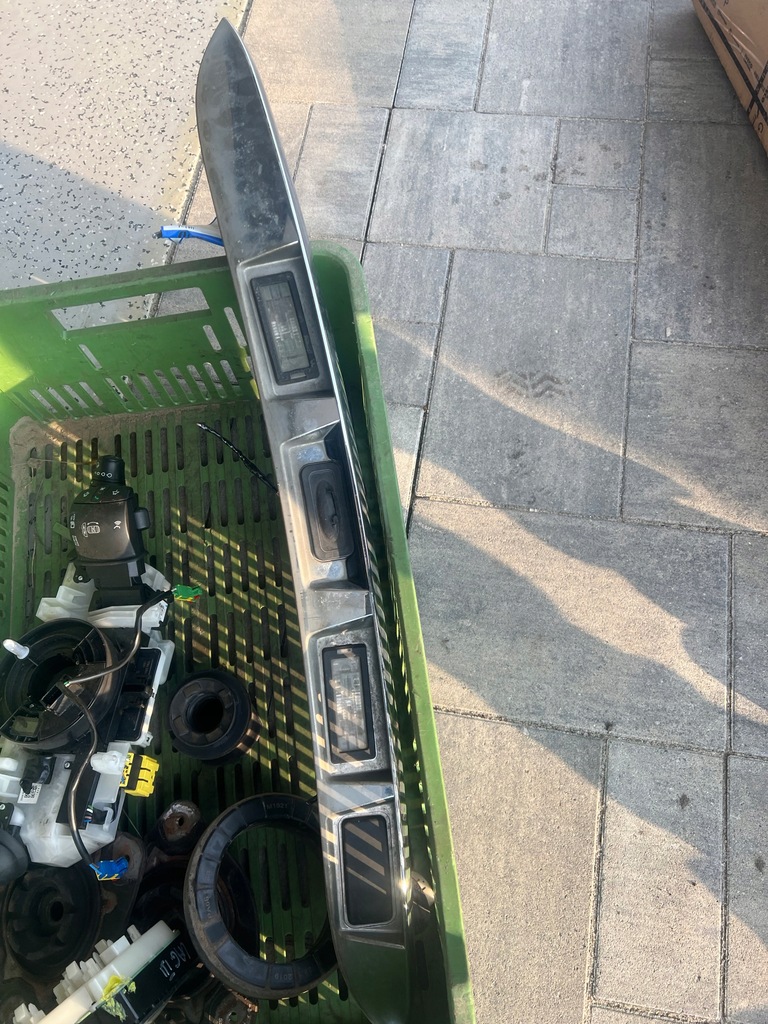 фото №8, Накладка хром задняя крышки laguna iii kombi