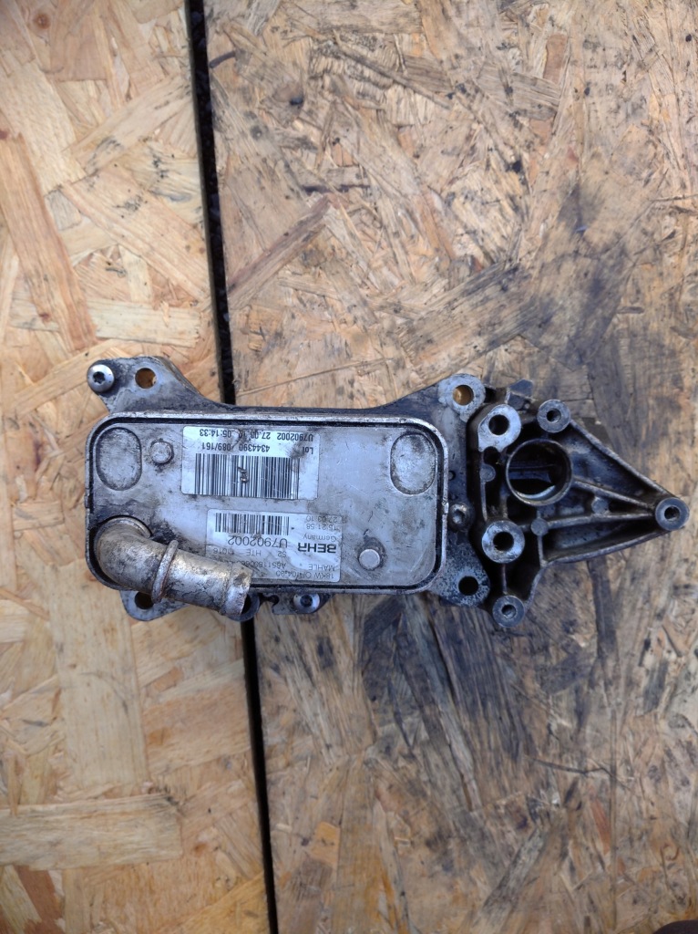 Купить Радиатор масла корпус фильтра 70362380 mercedes