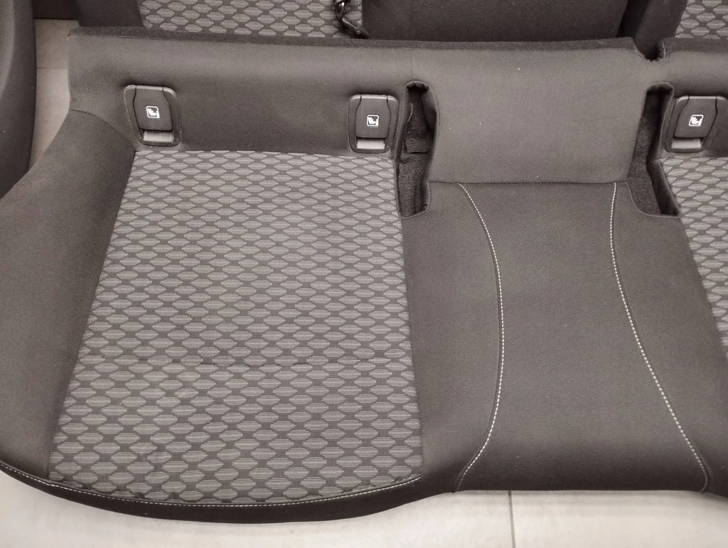 фото №10, Opel astra k kombi сиденья обшивки сиденья