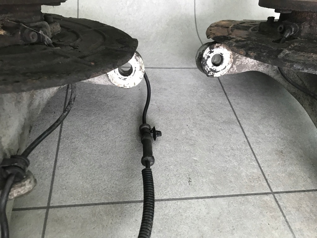 фото №6, Поворотный кулак ступица jeep commander xk xh 3.0crd bdb