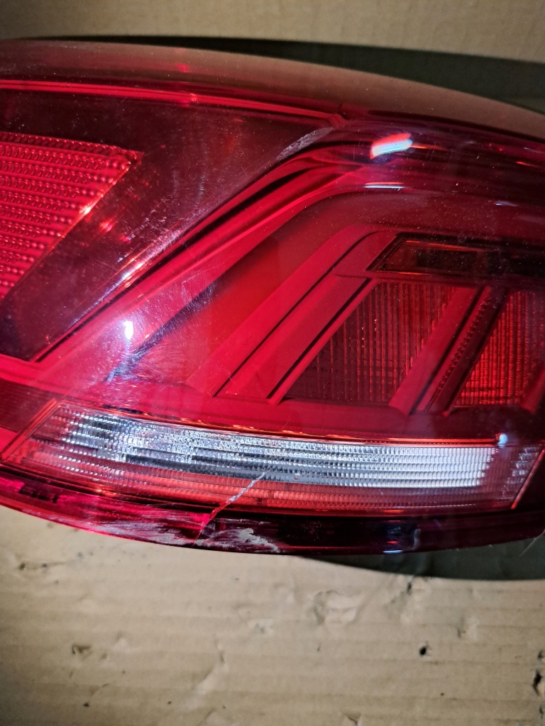 фото №2, Лампа левый задняя t-roc 2ga 2ga945095