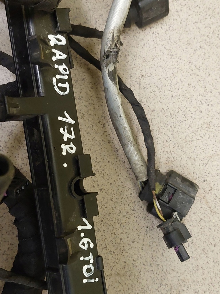 фото №9, Skoda rapid ii 1.6 tdi електропроводка джгут електрична 04l971824