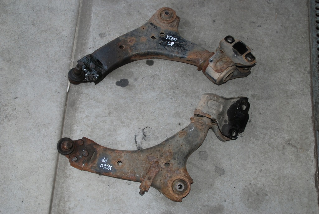 фото №2, Volvo xc60 i рычаг l / p перед передний