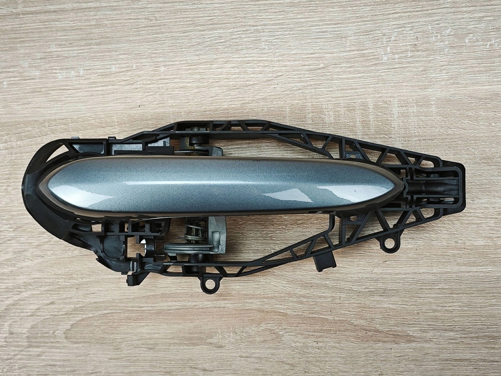 фото №1, Оригинальная ручка наружная правый задняя комфорт bmw 8 g16 9881776 c2y 30km