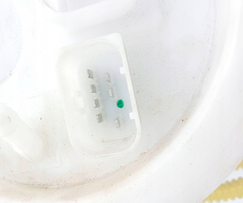 фото №9, 2012 bmw 1 e82 e88 насос топлива 734406608