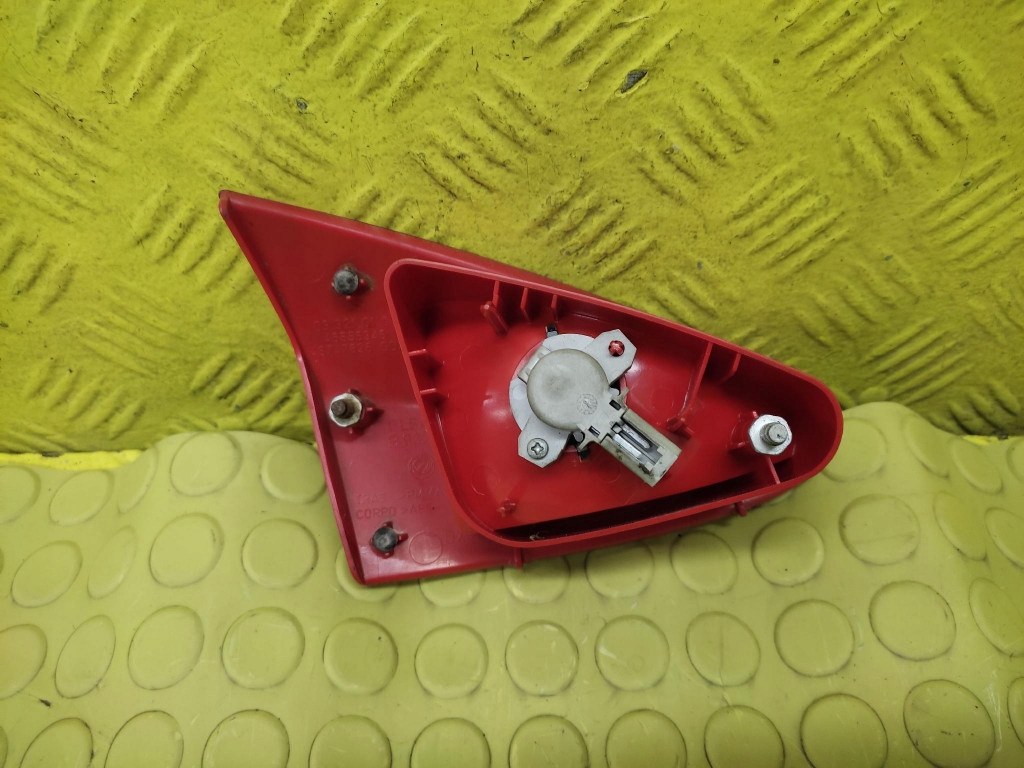 Alfa romeo 147 лампа правый задний  w крышка Цена