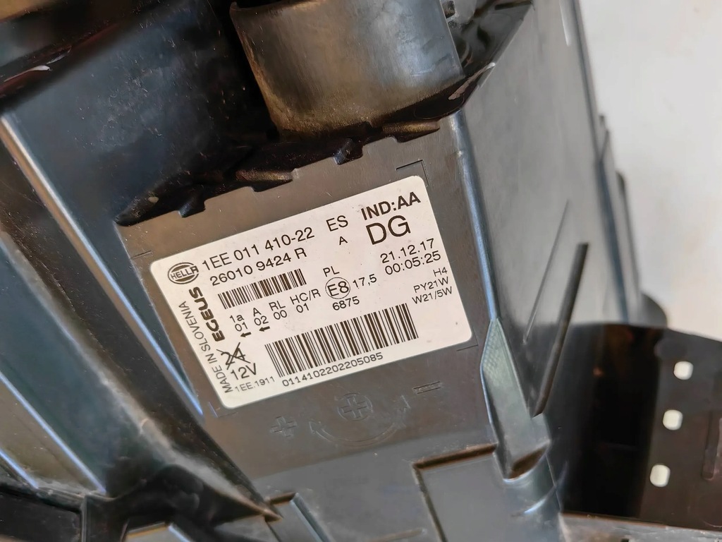 фото №10, Renault trafic iii, vivaro b - лампа звичайна права cała