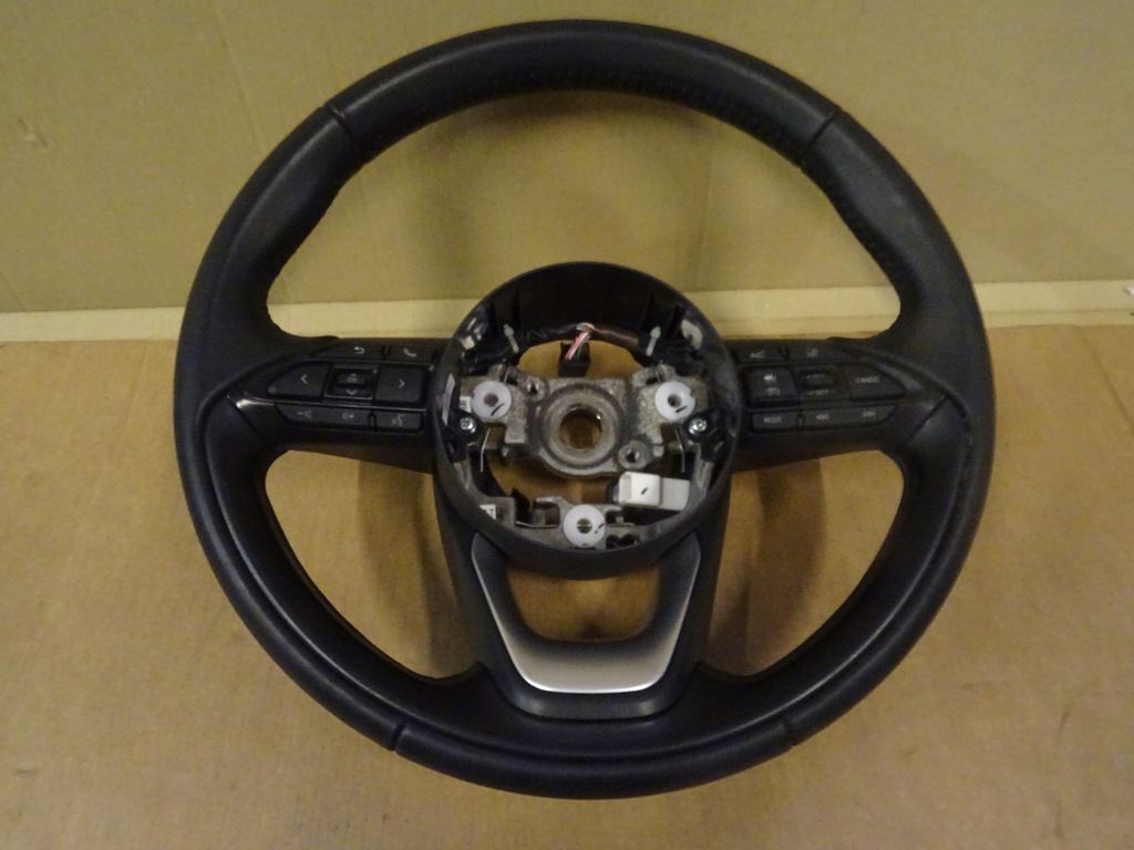 фото №1, Toyota yaris iv воздуховод