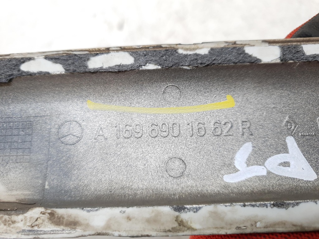 фото №6, Молдинг крила права задня mercedes-benz a w169 3d