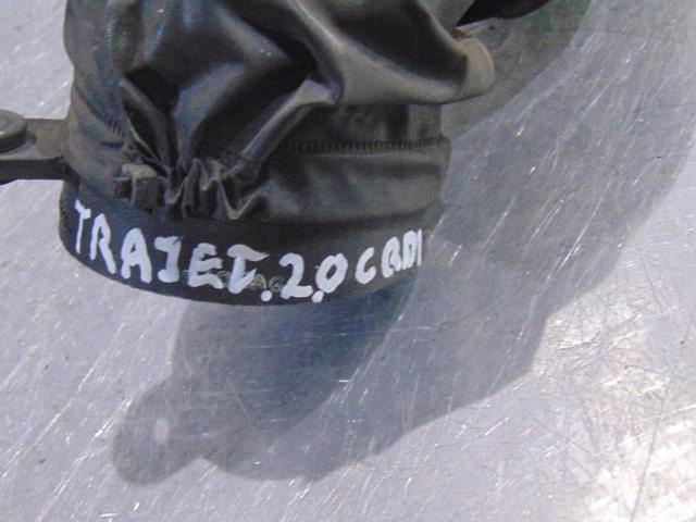 фото №8, Труба воздухозаборник воздуха trajet 2.0 crdi 28210-38500