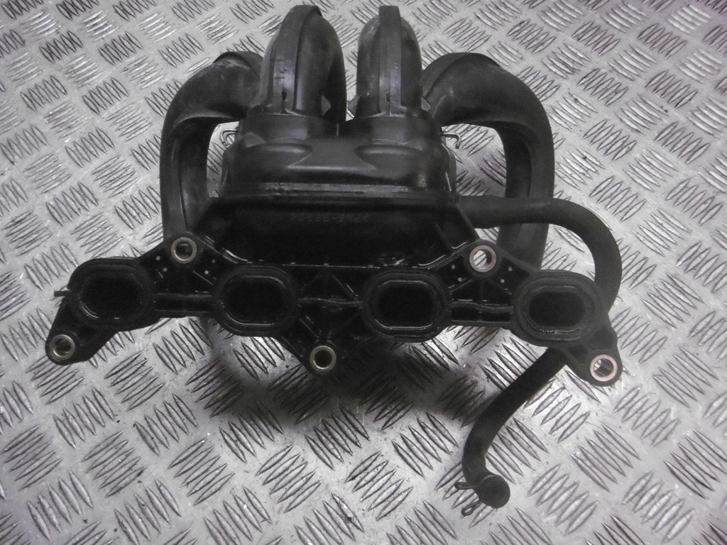 фото №4, Коллектор всасывающий toyota yaris i 1.0