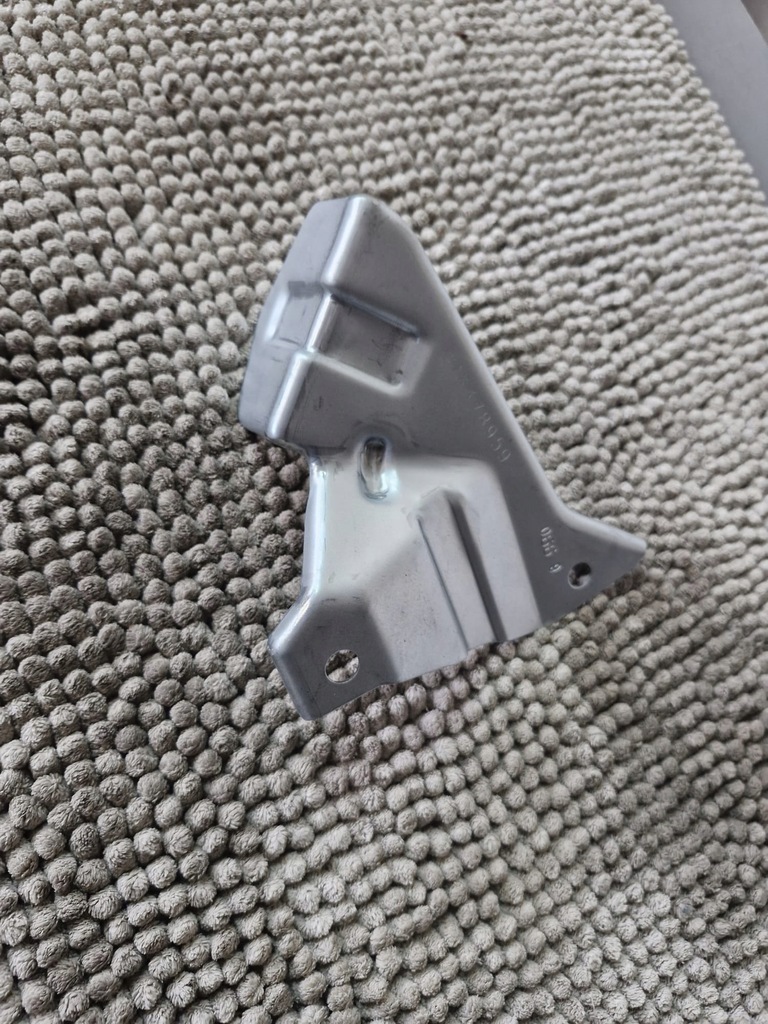 фото №4, Opel crossland x лист підкрилок кронштейн ліва