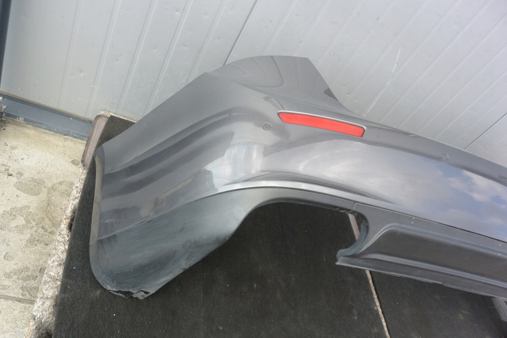 Maserati ghibli m157 бампер задняя pdc оригинал комплект 672/b Доставка