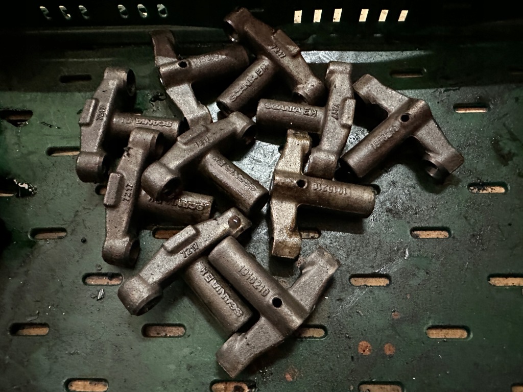 Купить Толкатель клапана клапан коромысло scania r e 5 6 dc13 1916210