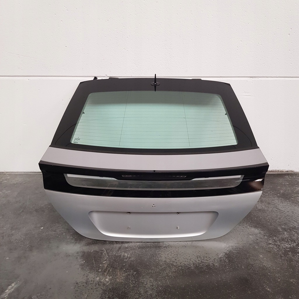 фото №1, Mercedes c klasa 203 coupe w203 крышка багажника задняя