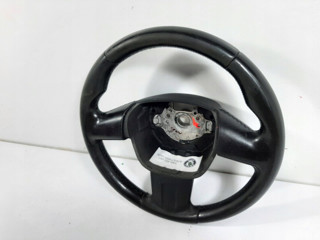 фото №12, Skoda superb ii 2.0tdi 09r повітропровід шкіра триспицева 3t0419091h