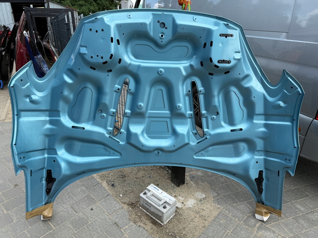 фото №4, Aston martin dbx капот