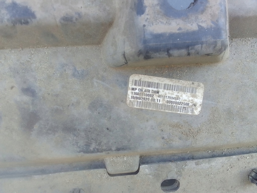 фото №15, Jeep compass 17- накладка бампера перед 401017049ac usa