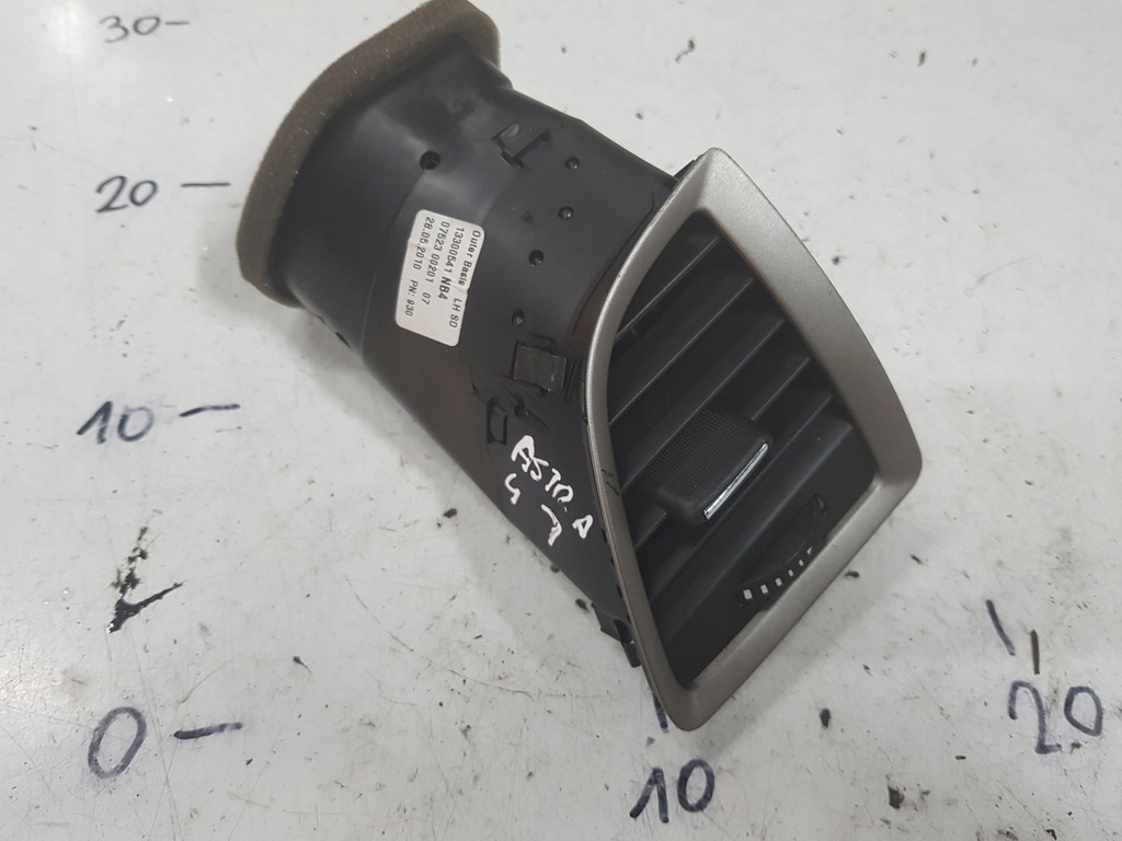 фото №1, Opel astra iv j 09-11r решётка обдув левая