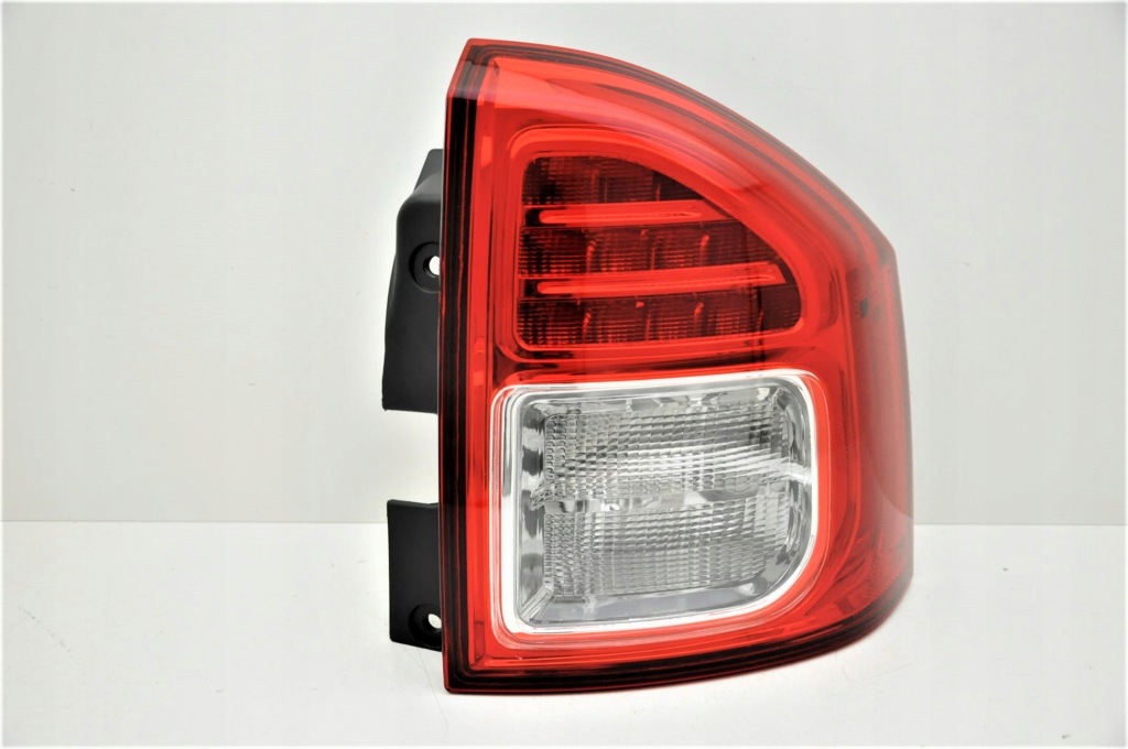 Jeep compass 2011- фара правый  led новая америка Цена