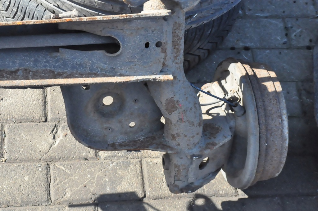 фото №5, Dacia duster подвеска балка задняя