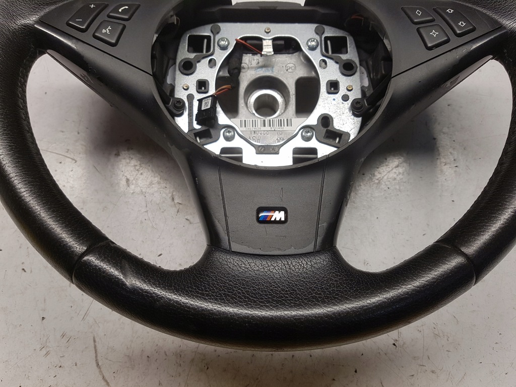 фото №7, Bmw 3 e93 e92 e90 m-pakiet воздуховод кожаный