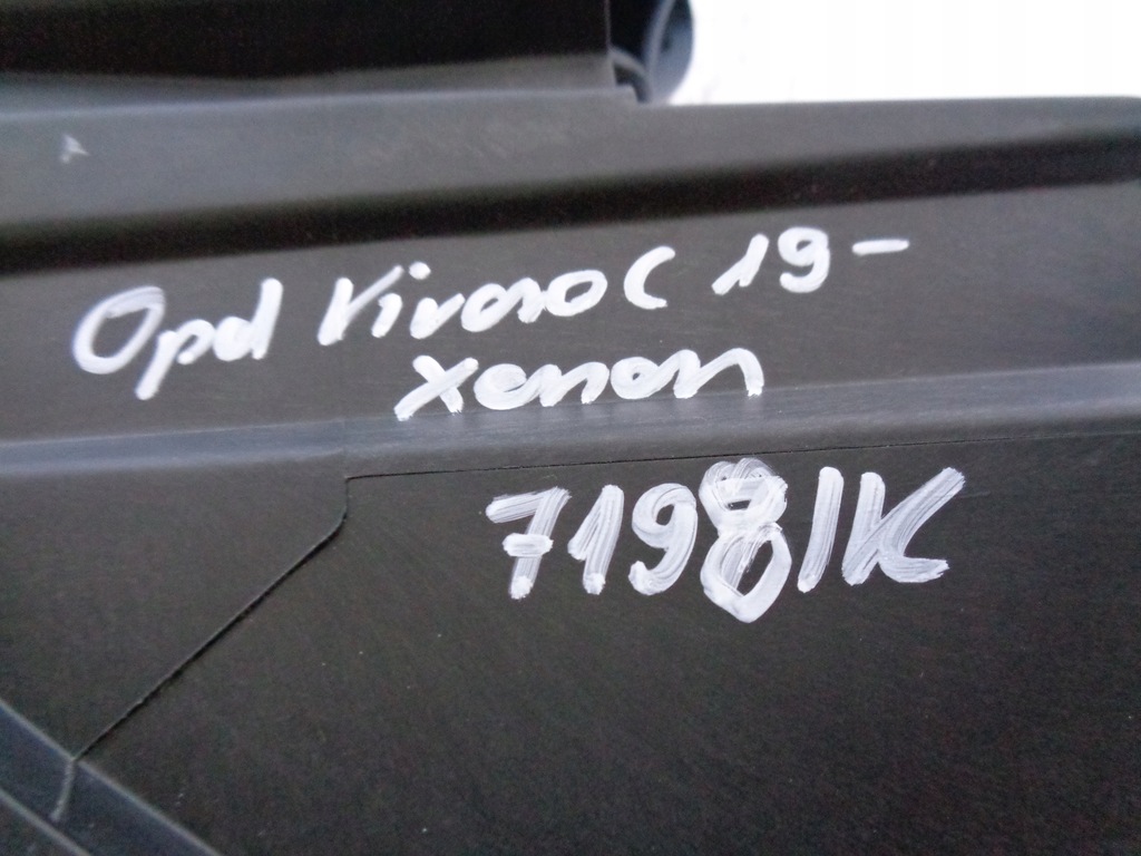 фото №8, Лампа левая фара opel vivaro c 19- zafira d ксенон