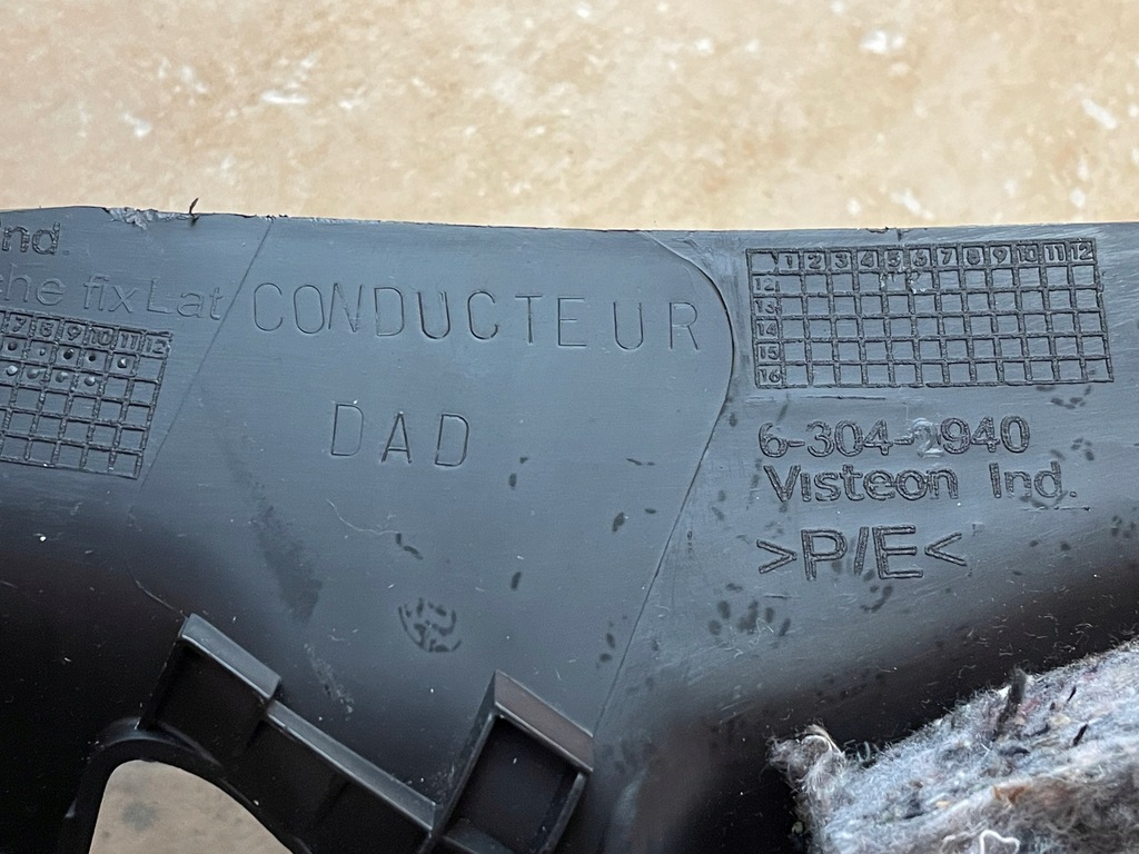 фото №7, Citroen оригинальный номер 9682343977 защита боковая приборная панель c5