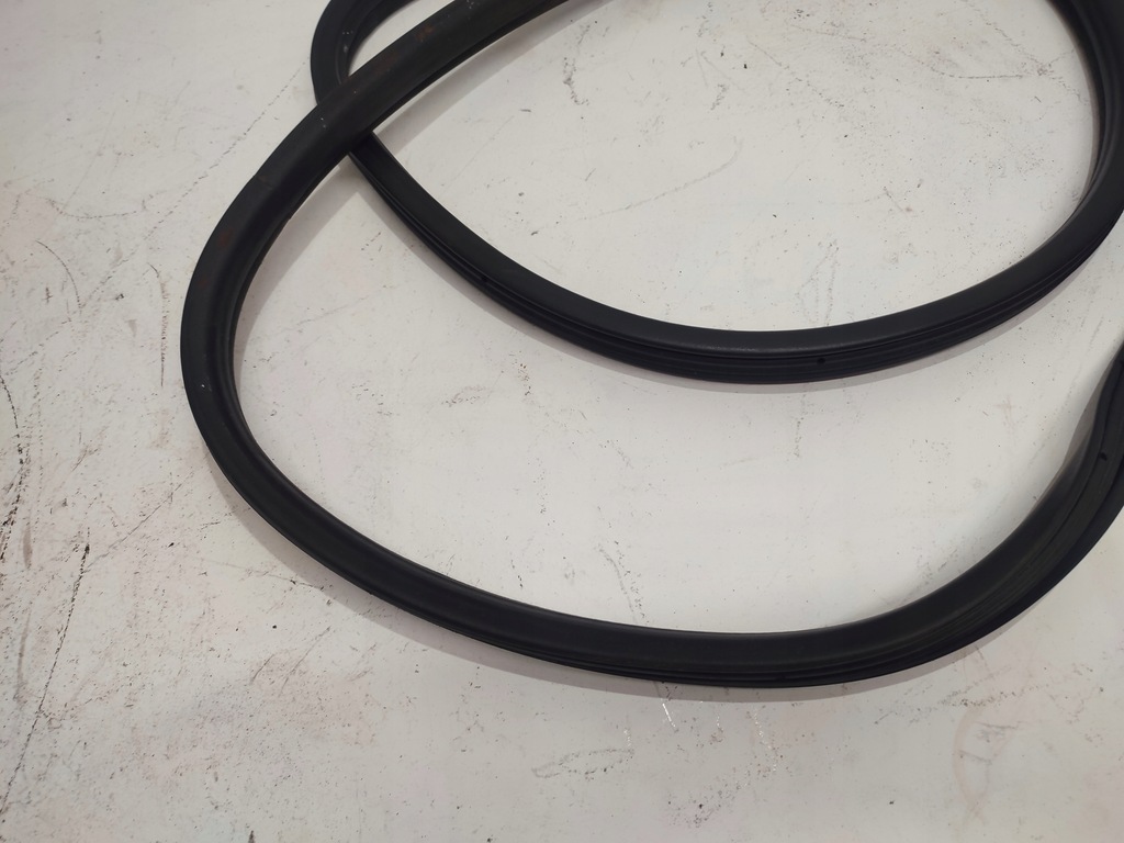 фото №8, Citroen ds5 прокладка двері правий перед