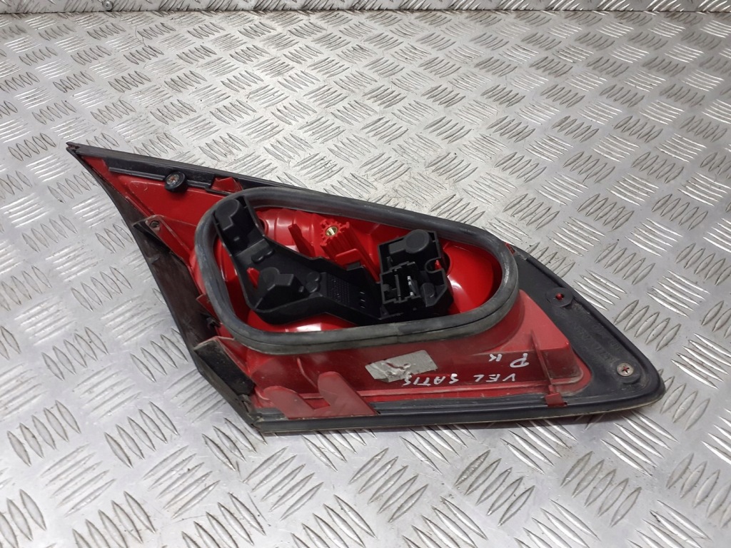 фото №2, Лампа правый задняя крышки renault vel satis
