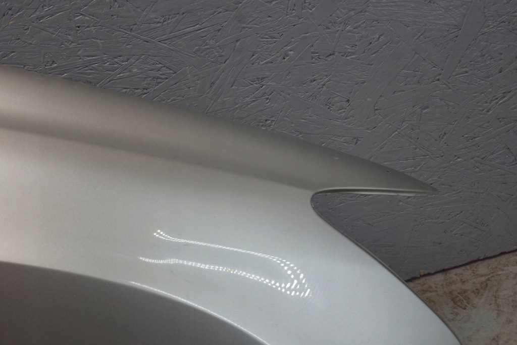 Купити Lexus rx 2 2 крило правий перед b2661