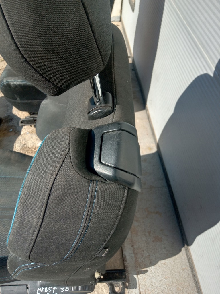 фото №12, Ford fiesta mk8 st сиденья заднее сиденье сиденья 3 d