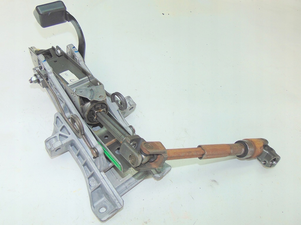 фото №7, Mazda 5 v i 2.0 d 07r колонка рулевая крестовина