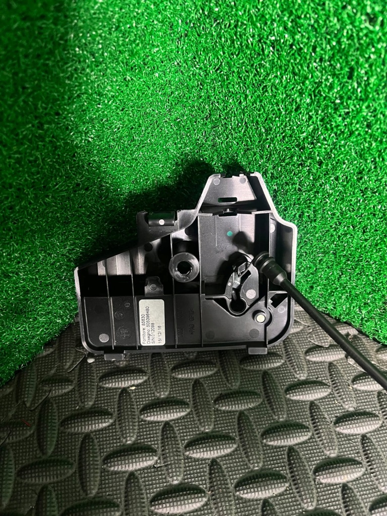 фото №5, Alfa romeo giulia замок спинка сиденье 05053323900