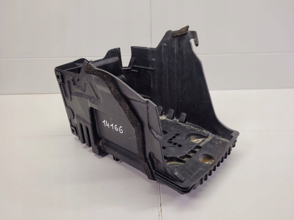 фото №4, Основание аккумулятор land rover range rover evoque facelift 2018