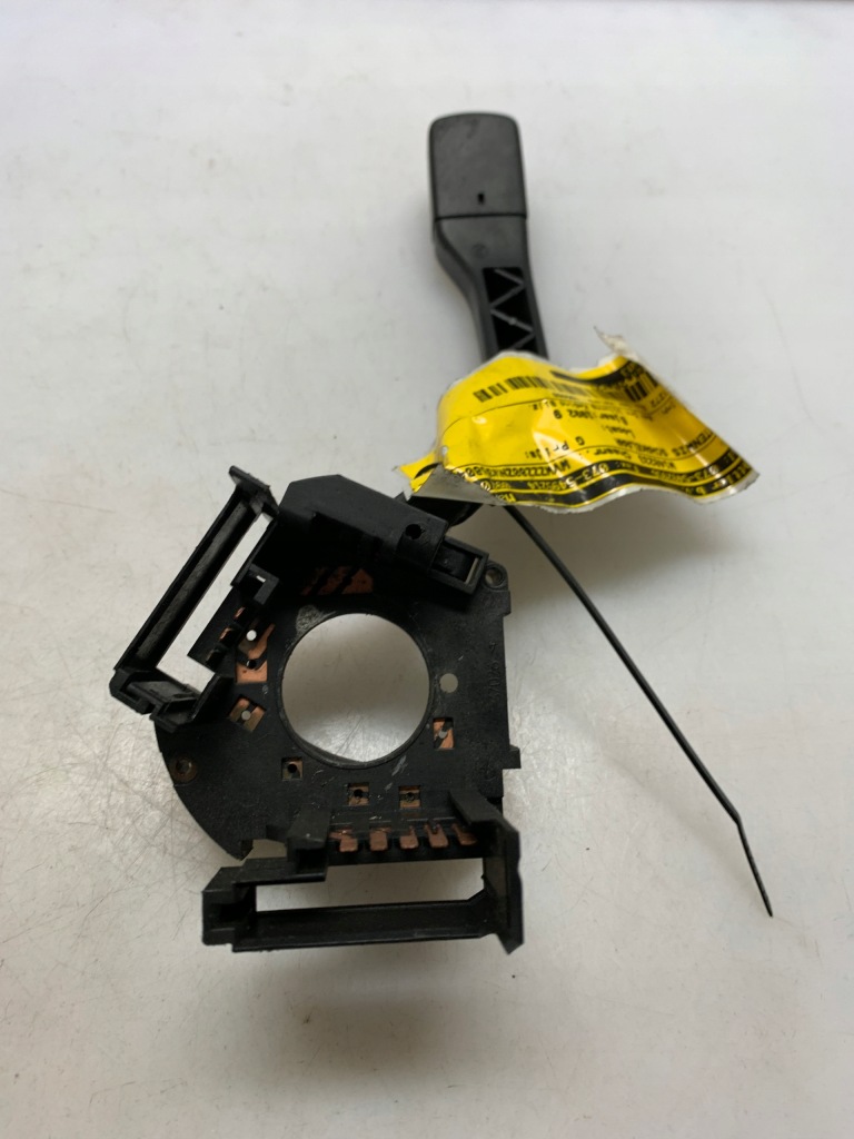 Купить Переключатель  переключатель 333953503 vag