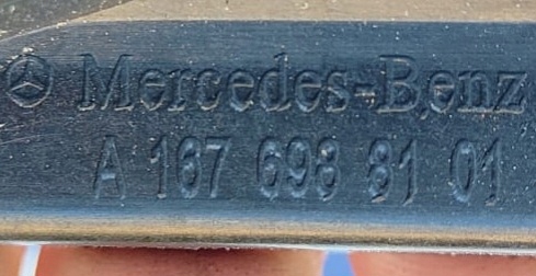 фото №8, Напрямна молдинг кріпильна поріг mercedes gle a1676988101 a1676988301