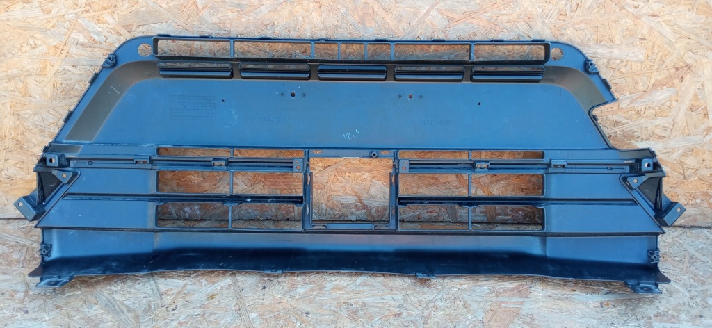 Suzuki vitara iii fl 18- решётка радиатора решётка решётка радиатора бампера передний 71721-86r Киев