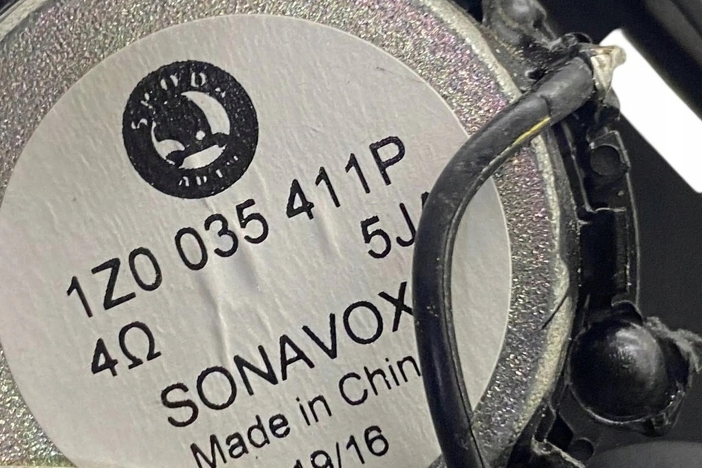 фото №7, Задня ліва ручка внутрішня skoda yeti 5l 1z0837247 1.97l дизель 2016