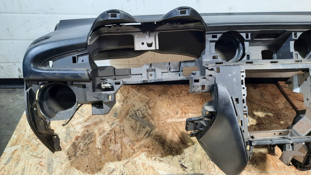 фото №12, Приборная панель приборная консоль mitsubishi outlander i 03-06r