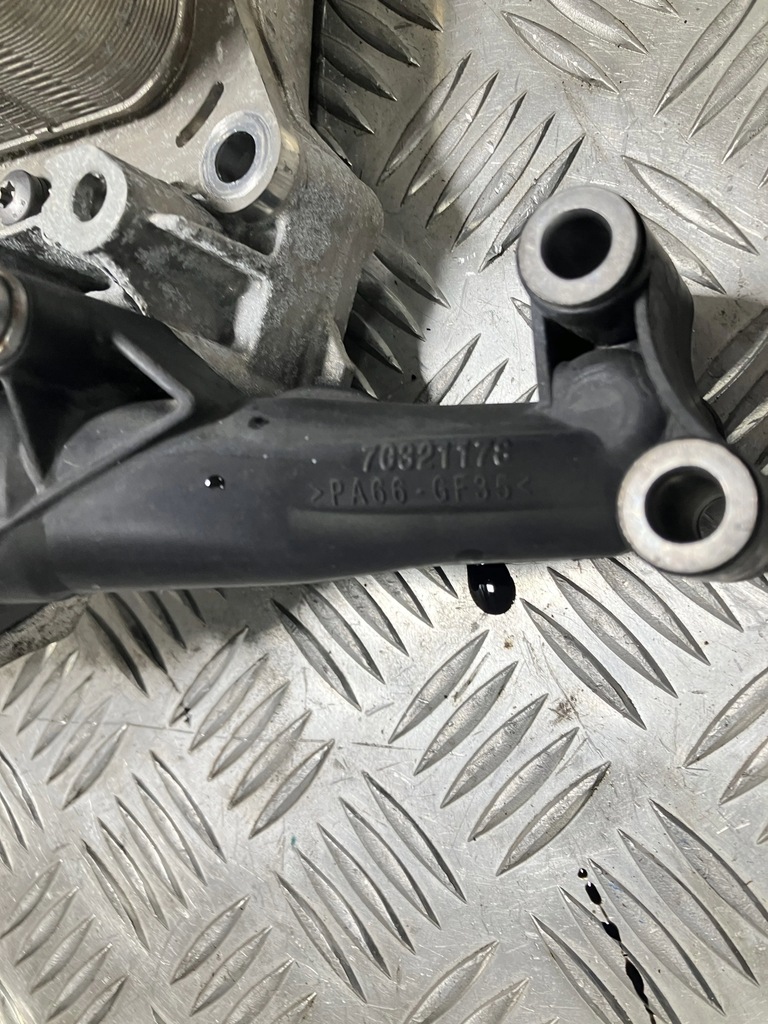 фото №5, Радиатор масла mercedes gla x156 2.2 cdi 651